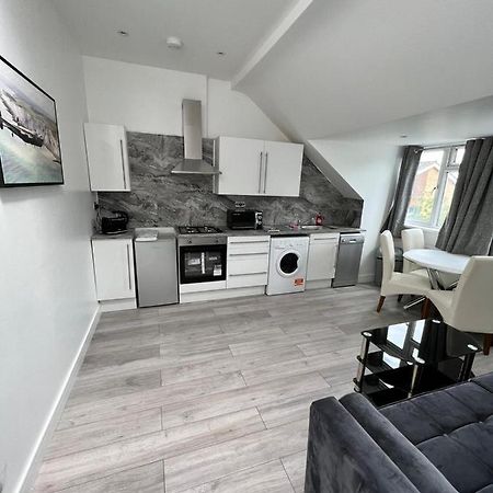 Lovely 2 Bedroom Flat With Roof Terrace In London Nw6 Esterno foto