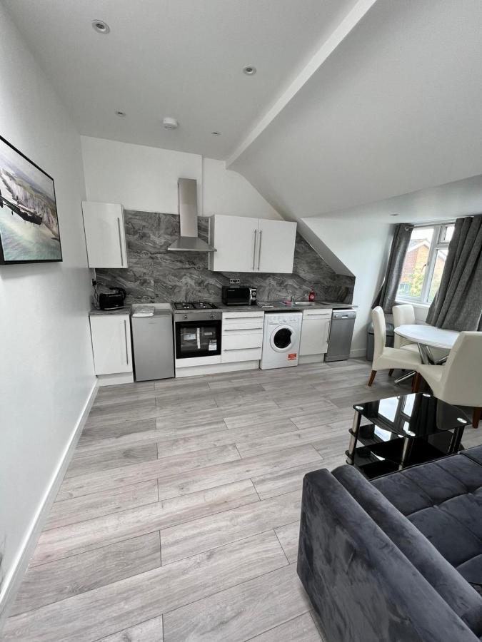 Lovely 2 Bedroom Flat With Roof Terrace In London Nw6 Esterno foto