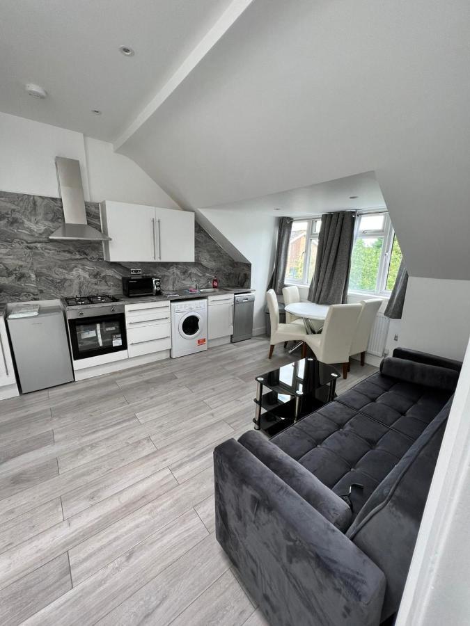Lovely 2 Bedroom Flat With Roof Terrace In London Nw6 Esterno foto