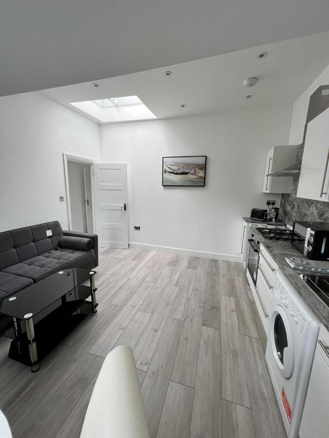 Lovely 2 Bedroom Flat With Roof Terrace In London Nw6 Esterno foto