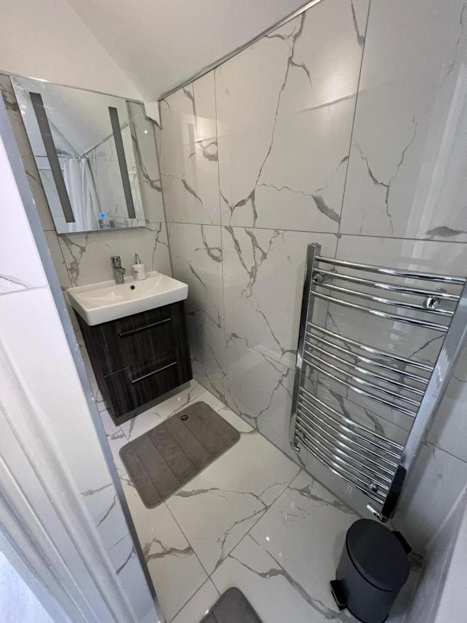 Lovely 2 Bedroom Flat With Roof Terrace In London Nw6 Esterno foto