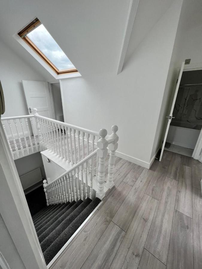 Lovely 2 Bedroom Flat With Roof Terrace In London Nw6 Esterno foto